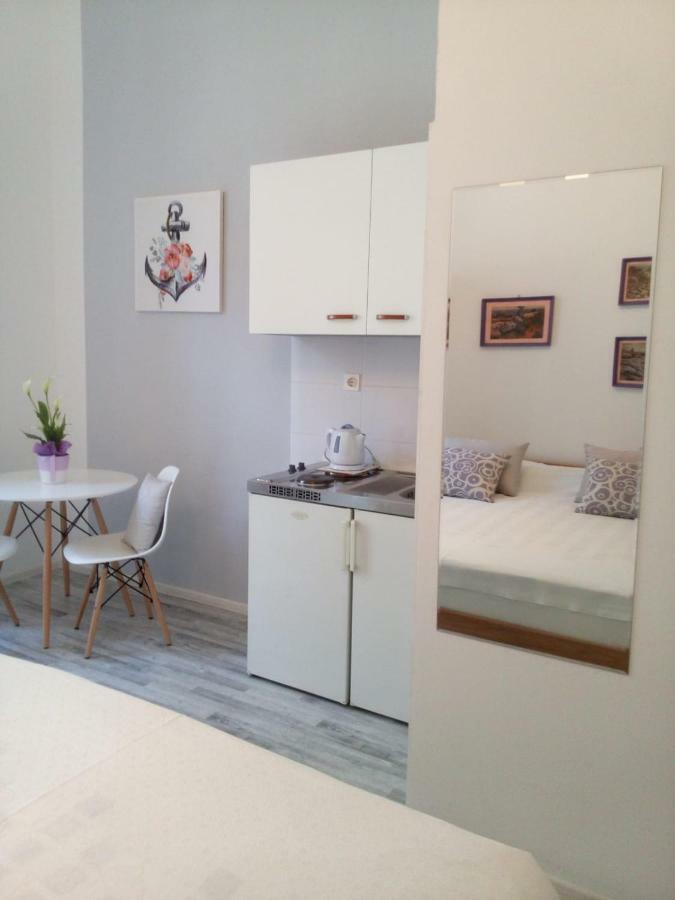 In Center Apartment *