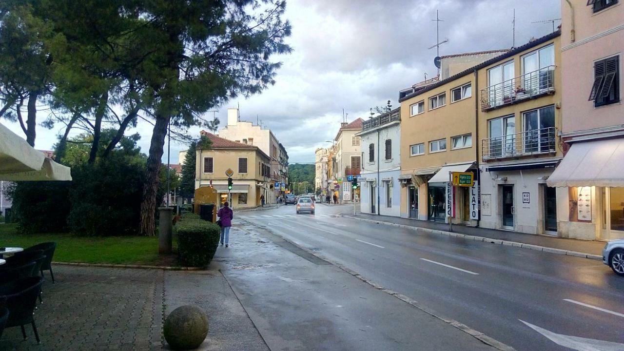 In Center Pula